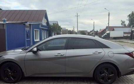 Hyundai Elantra, 2021 год, 1 950 000 рублей, 9 фотография