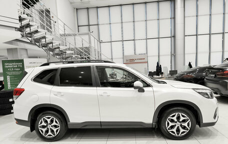 Subaru Forester, 2018 год, 2 099 000 рублей, 8 фотография