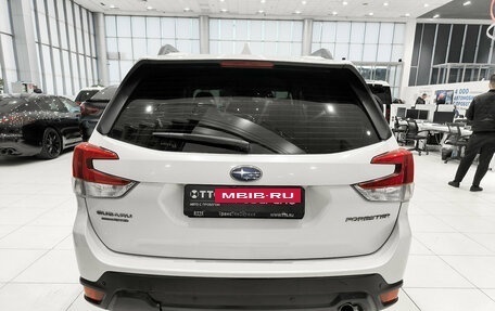 Subaru Forester, 2018 год, 2 099 000 рублей, 10 фотография