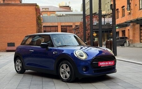MINI Hatch, 2021 год, 2 300 000 рублей, 3 фотография