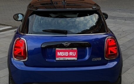 MINI Hatch, 2021 год, 2 300 000 рублей, 5 фотография