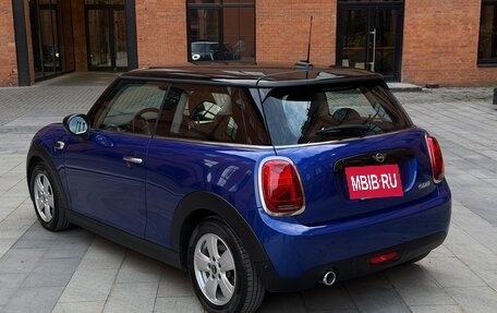 MINI Hatch, 2021 год, 2 300 000 рублей, 6 фотография