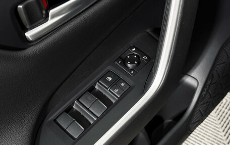 Toyota RAV4, 2020 год, 3 120 000 рублей, 10 фотография
