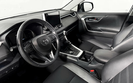 Toyota RAV4, 2020 год, 3 120 000 рублей, 9 фотография
