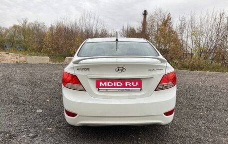 Hyundai Solaris II рестайлинг, 2013 год, 700 000 рублей, 4 фотография