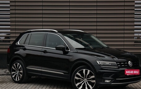 Volkswagen Tiguan II, 2018 год, 2 750 000 рублей, 3 фотография