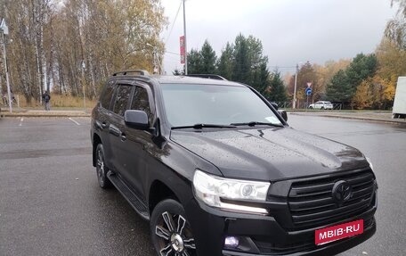 Toyota Land Cruiser 200, 2011 год, 4 000 000 рублей, 1 фотография