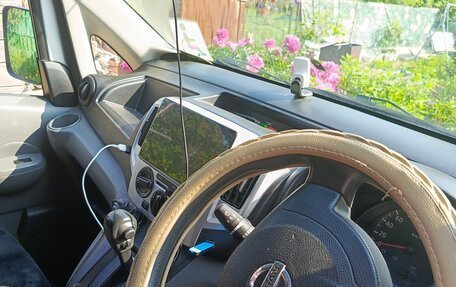 Nissan NV200, 2011 год, 1 160 000 рублей, 3 фотография
