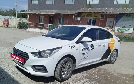 Hyundai Solaris II рестайлинг, 2019 год, 750 000 рублей, 2 фотография