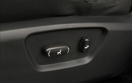 Opel Antara I, 2013 год, 1 060 000 рублей, 12 фотография