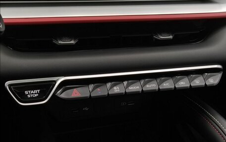 Geely Coolray I, 2024 год, 2 100 000 рублей, 15 фотография