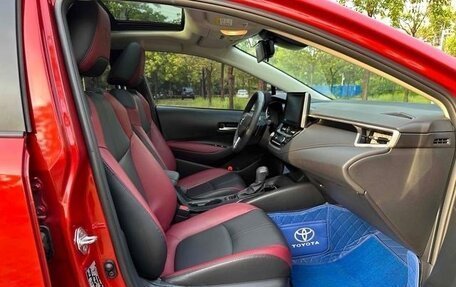 Toyota Corolla, 2022 год, 1 950 000 рублей, 4 фотография