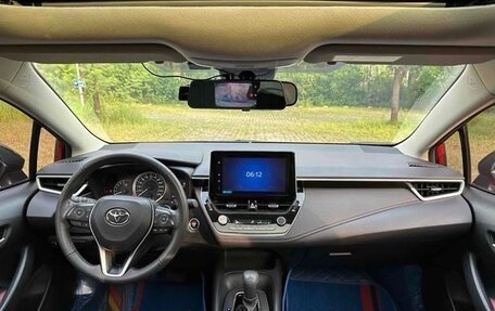 Toyota Corolla, 2022 год, 1 950 000 рублей, 6 фотография