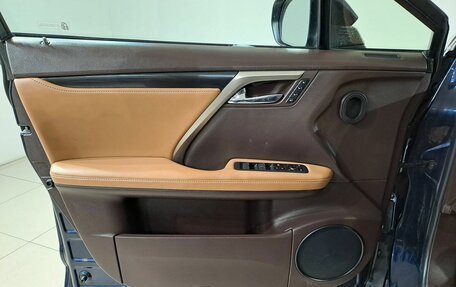 Lexus RX IV рестайлинг, 2018 год, 3 299 000 рублей, 9 фотография