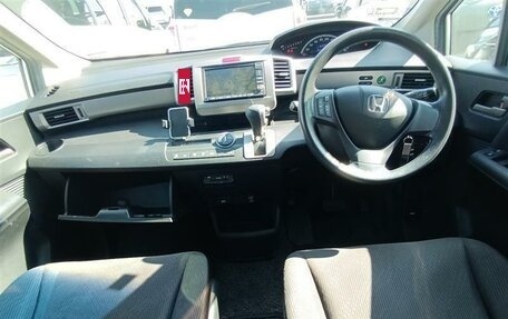 Honda Freed I, 2010 год, 865 000 рублей, 7 фотография