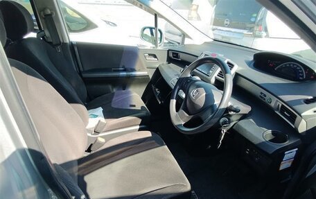 Honda Freed I, 2010 год, 865 000 рублей, 6 фотография