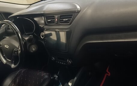 KIA Rio III рестайлинг, 2016 год, 990 000 рублей, 9 фотография