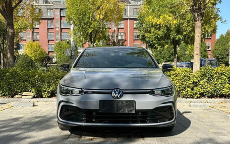 Volkswagen Golf VIII, 2023 год, 2 080 000 рублей, 1 фотография