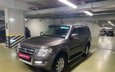 Mitsubishi Pajero IV рестайлинг 2, 2015 год, 2 425 000 рублей, 1 фотография