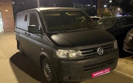 Volkswagen Transporter T5 рестайлинг, 2011 год, 1 100 000 рублей, 1 фотография