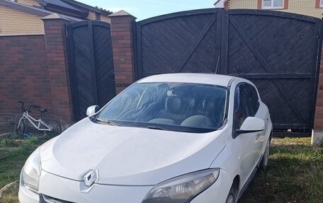 Renault Megane III рестайлинг, 2012 год, 580 000 рублей, 2 фотография