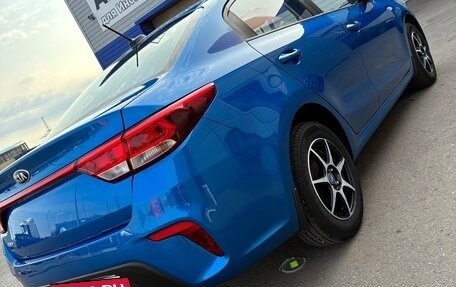 KIA Rio IV, 2018 год, 1 535 000 рублей, 2 фотография