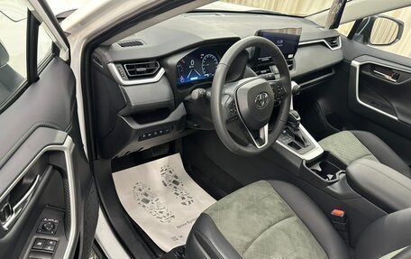 Toyota RAV4, 2025 год, 4 399 900 рублей, 10 фотография