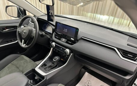 Toyota RAV4, 2025 год, 4 399 900 рублей, 13 фотография