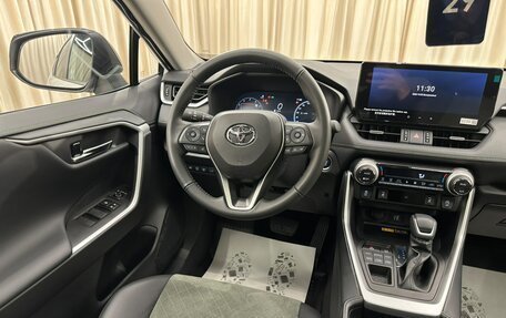 Toyota RAV4, 2025 год, 4 399 900 рублей, 14 фотография