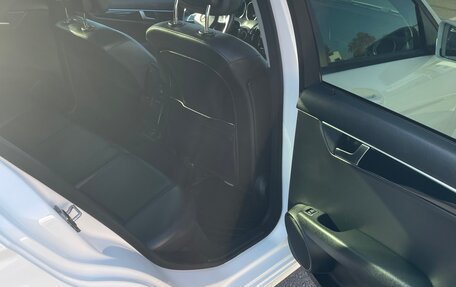 Mercedes-Benz C-Класс, 2013 год, 1 100 000 рублей, 8 фотография