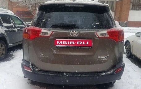 Toyota RAV4, 2013 год, 2 250 000 рублей, 2 фотография