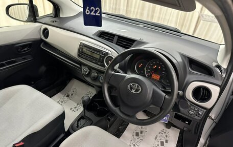 Toyota Vitz, 2013 год, 909 000 рублей, 11 фотография