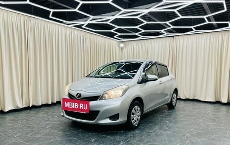 Toyota Vitz, 2013 год, 909 000 рублей, 2 фотография