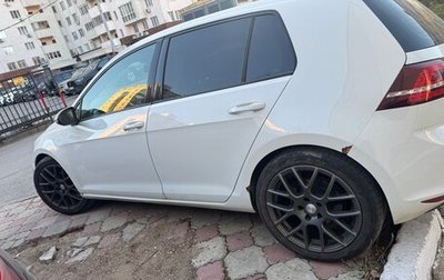 Volkswagen Golf VII рестайлинг, 2013 год, 900 000 рублей, 1 фотография