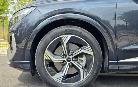 Audi Q4 e-tron, 2023 год, 3 550 000 рублей, 6 фотография
