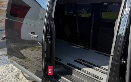 Toyota ProAce II, 2019 год, 3 000 000 рублей, 3 фотография
