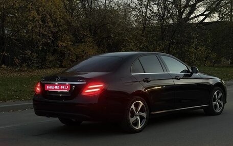 Mercedes-Benz E-Класс, 2017 год, 2 850 000 рублей, 5 фотография