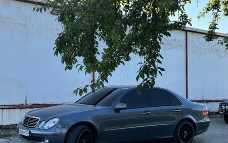 Mercedes-Benz E-Класс, 2003 год, 670 000 рублей, 4 фотография