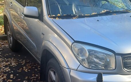 Toyota RAV4, 2004 год, 1 050 000 рублей, 2 фотография