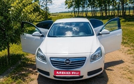 Opel Insignia II рестайлинг, 2010 год, 800 000 рублей, 3 фотография