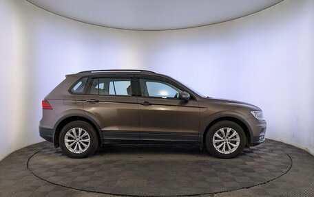 Volkswagen Tiguan II, 2020 год, 2 900 000 рублей, 4 фотография