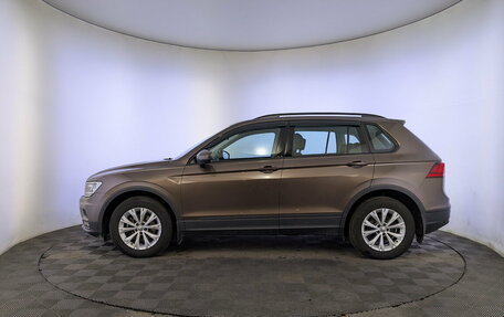 Volkswagen Tiguan II, 2020 год, 2 900 000 рублей, 8 фотография