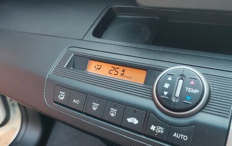 Honda Freed I, 2012 год, 1 200 000 рублей, 7 фотография