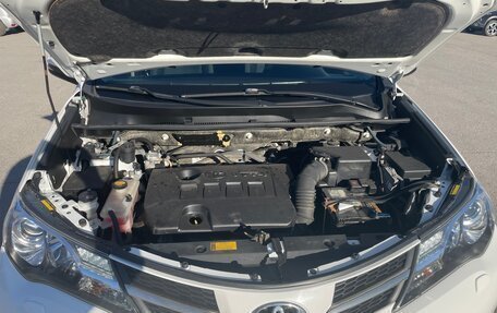 Toyota RAV4, 2013 год, 1 850 000 рублей, 6 фотография