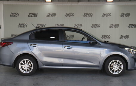 KIA Rio IV, 2020 год, 1 680 000 рублей, 3 фотография