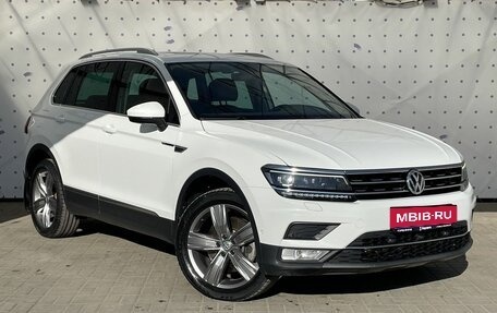 Volkswagen Tiguan II, 2017 год, 2 370 000 рублей, 2 фотография