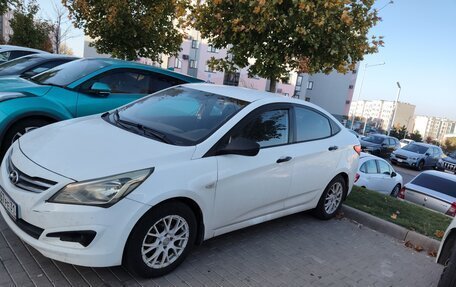 Hyundai Solaris II рестайлинг, 2014 год, 700 000 рублей, 3 фотография