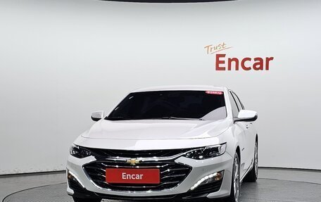 Chevrolet Malibu IX, 2022 год, 1 063 000 рублей, 3 фотография