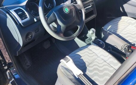 Skoda Roomster, 2009 год, 650 000 рублей, 4 фотография