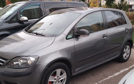 Volkswagen Golf Plus I, 2006 год, 650 000 рублей, 2 фотография